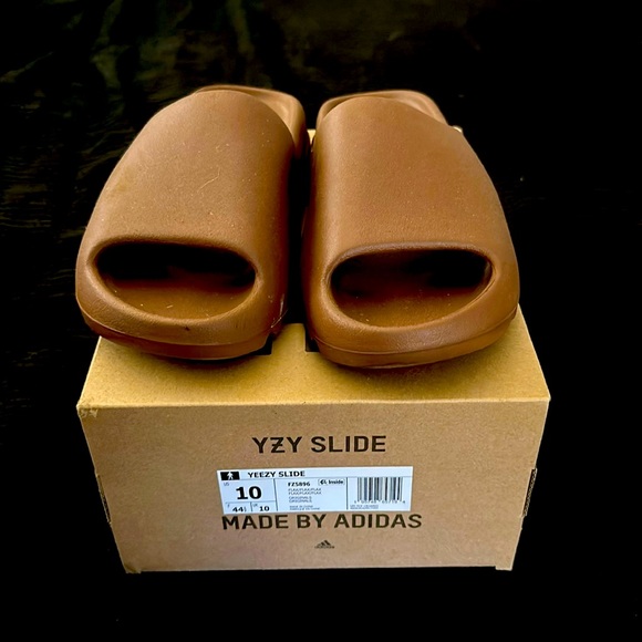 Yeezy Other - Yeezy Slides milk chicolate brown size 10